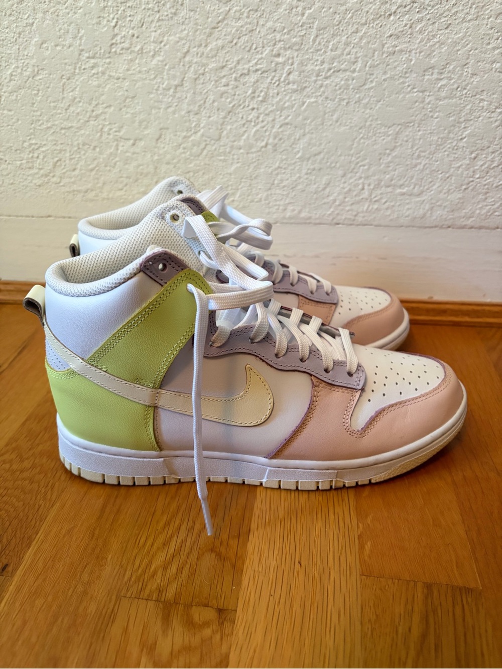 Nike Dunk High Lemon Twist High-Top Sneakers, White & Green